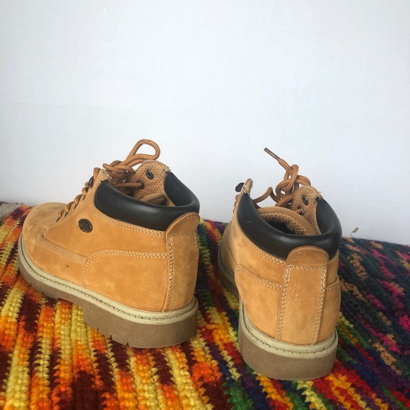 Mid boot - Picture 2 of 2